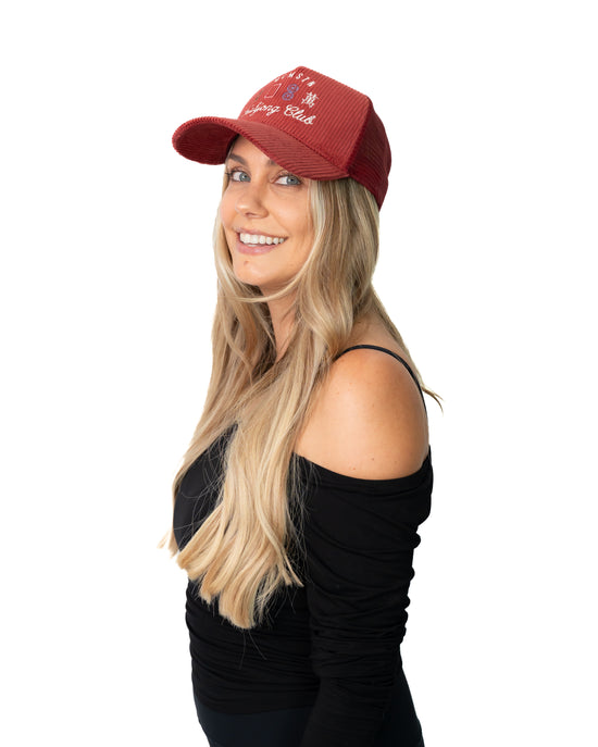 The Mahjong Club Hat – Raspberry